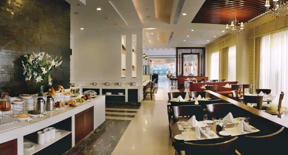 Park Inn Gurgaon - A Sarovar Hotel, Gurgaon 3